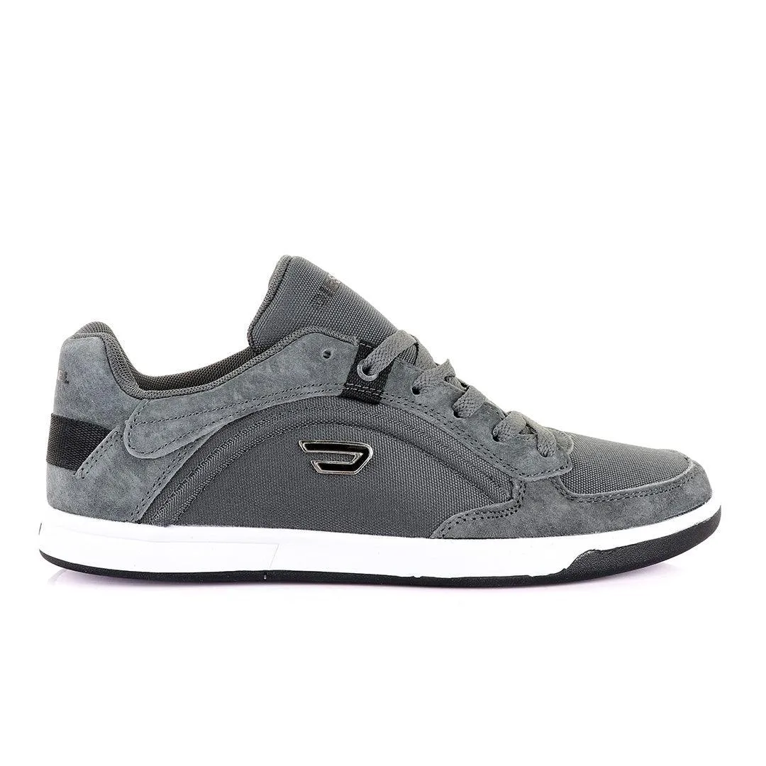 Diesel Classic foot Men's Flat  Grey Sneakers