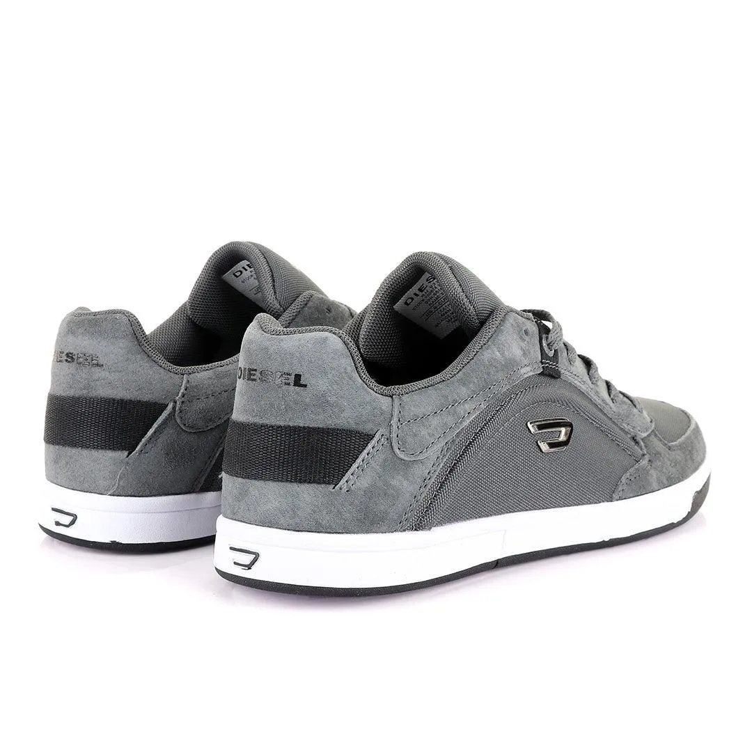 Diesel Classic foot Men's Flat  Grey Sneakers