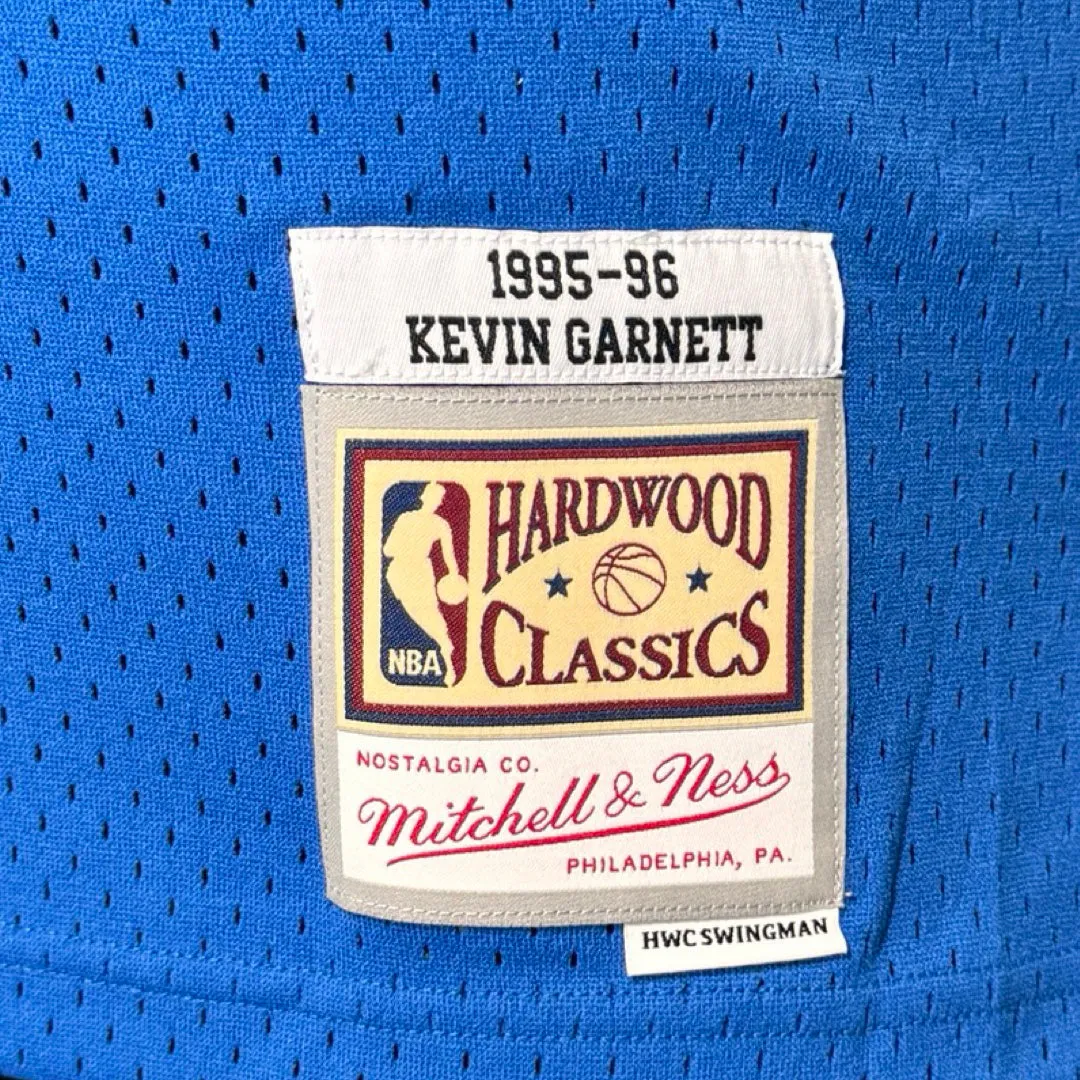 Kevin Garnett Signed HOF 20 Inscription Minnesota Timberwolves Blue Throwback Mitchell & Ness Basketball Jersey (Beckett)