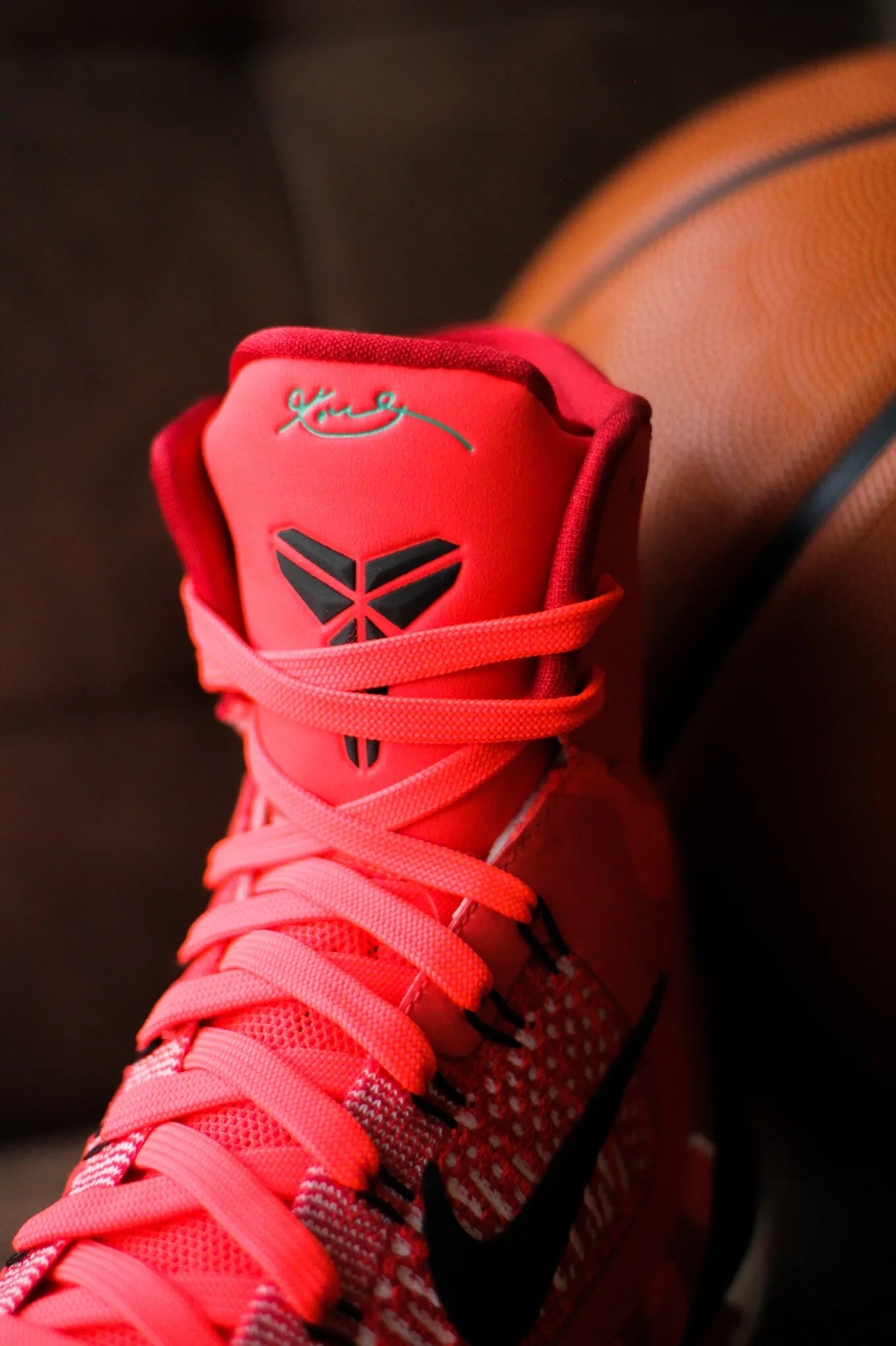 KOBE IX ELITE PROTRO "BRIGHT CRIMSON"