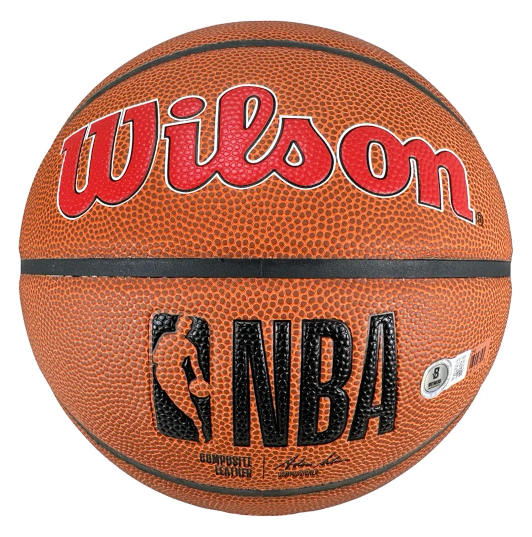 Toni Kukoc Signed HOF 21 Inscription Chicago Bulls Wilson NBA Team Logo Basketball (Beckett)