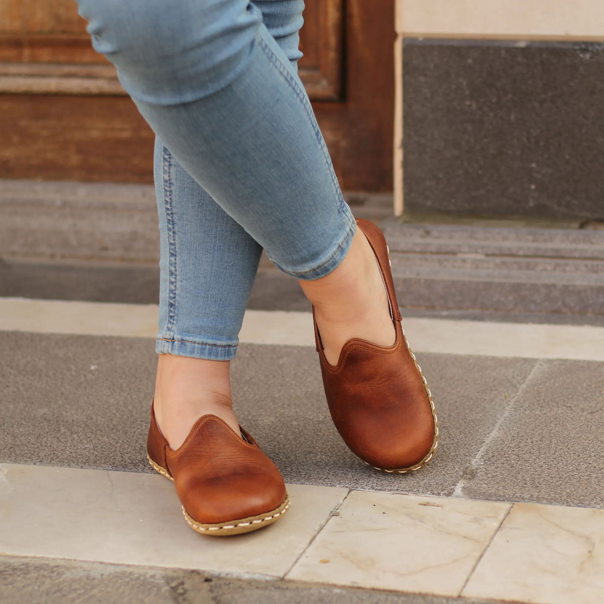 Women's Barefoot Grounding Shoes - Crazy New Brown